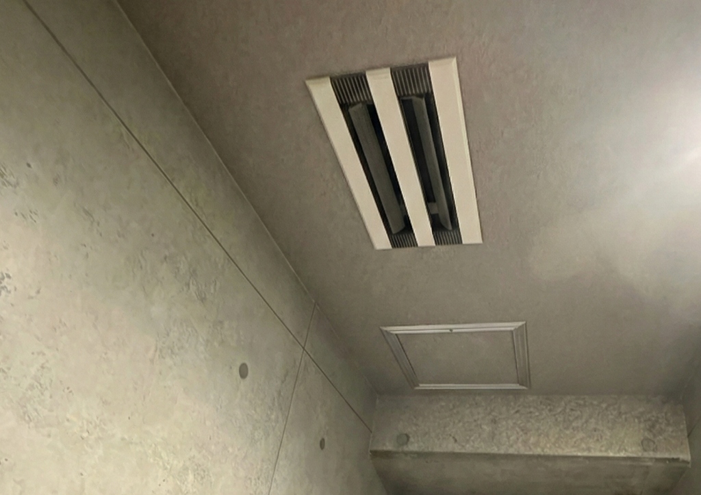 天井埋込ダクト形エアコン工事